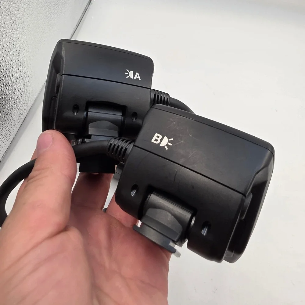 Canon Macro Twin Lite MT-24EX Digital SLR Camera Flash Made in Japan 004650 T3